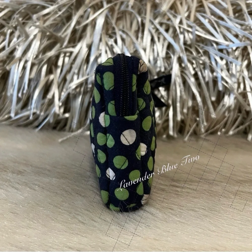VERA BRADLEY Lucky You Lucky Dots Navy Green White Zip Lined Cosmetic Case 2015